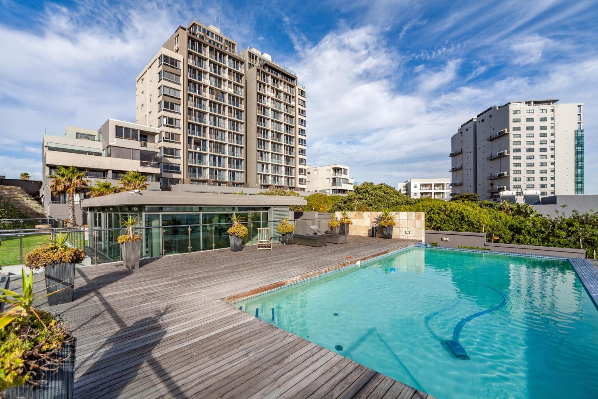 Modern Beachfront With Ocean Views - Infinity G9, Blouberg, Cape Town Bloubergstrand Dış mekan fotoğraf